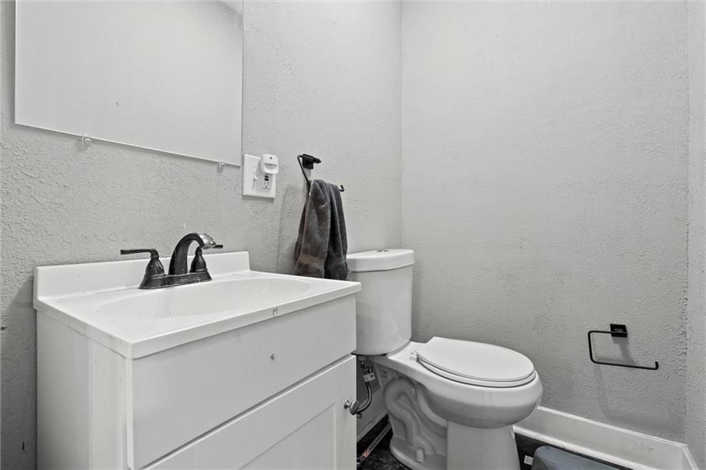 2620 S Holmes Street — photo 11
