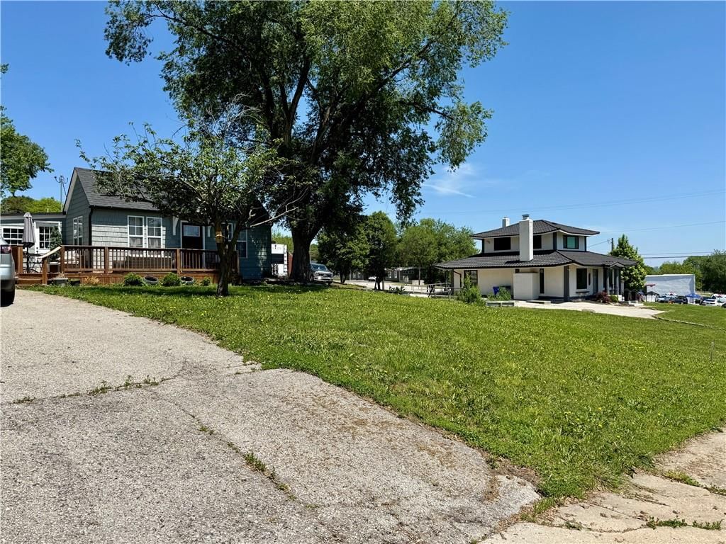 8702 W 49th Terrace — photo 8