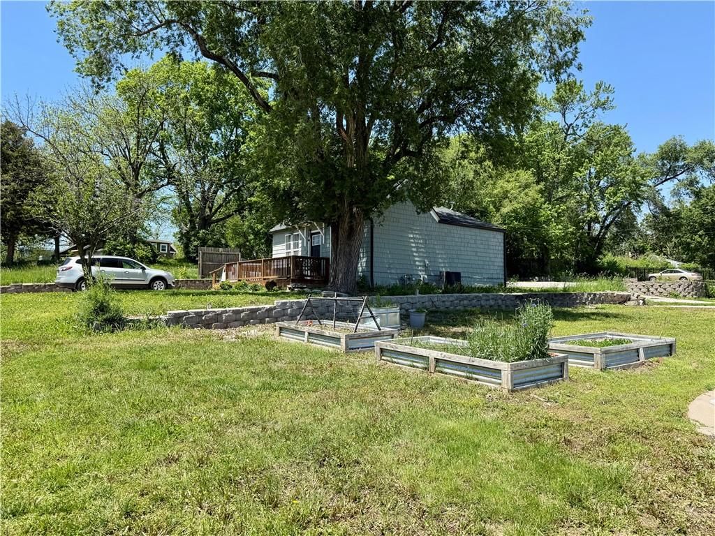 8702 W 49th Terrace — photo 9