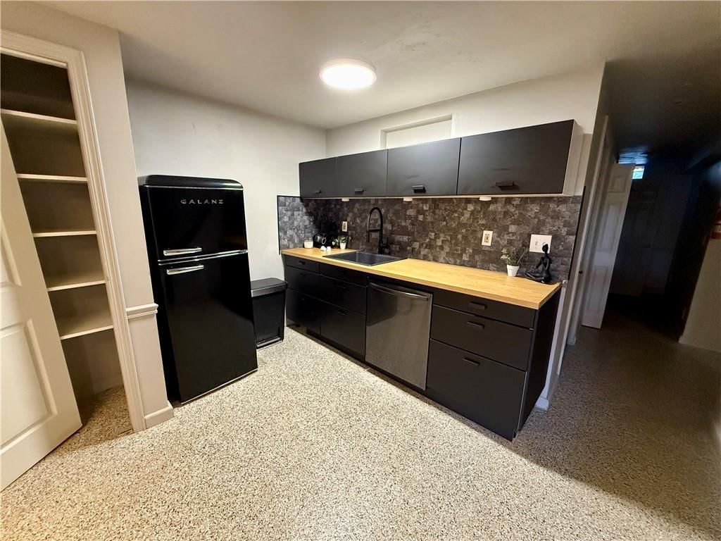 8702 W 49th Terrace — photo 16