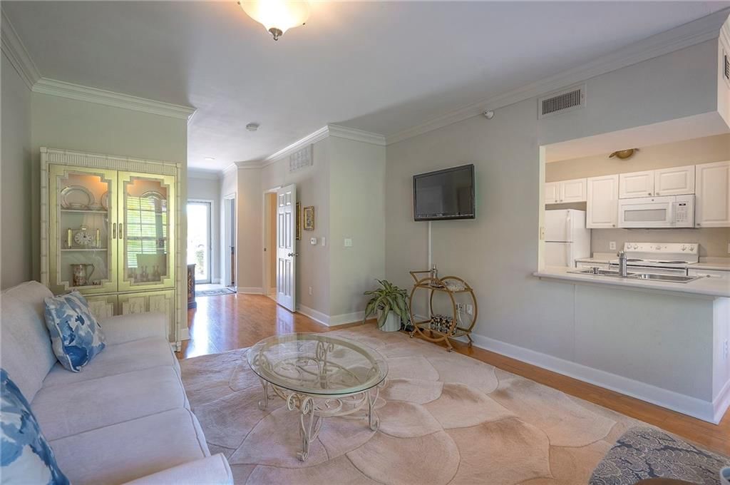 11622 Tomahawk Creek Parkway — photo 6
