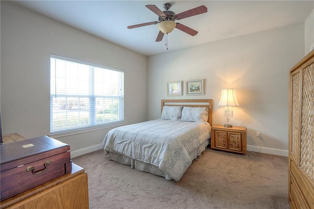11622 Tomahawk Creek Parkway — photo 15