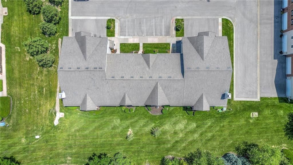 11622 Tomahawk Creek Parkway — photo 22