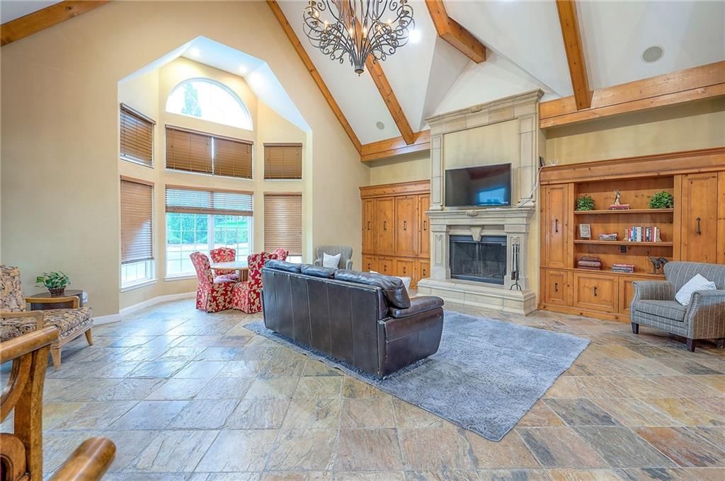 11622 Tomahawk Creek Parkway — photo 24