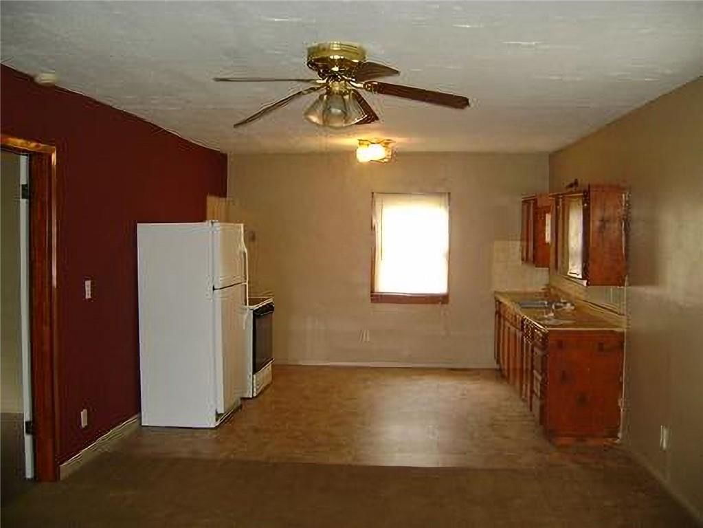 302 E Rose Street — photo 5