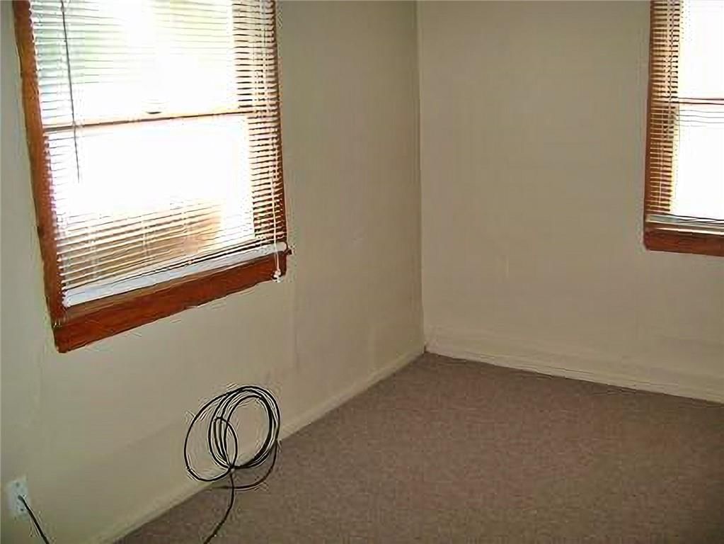 302 E Rose Street — photo 9