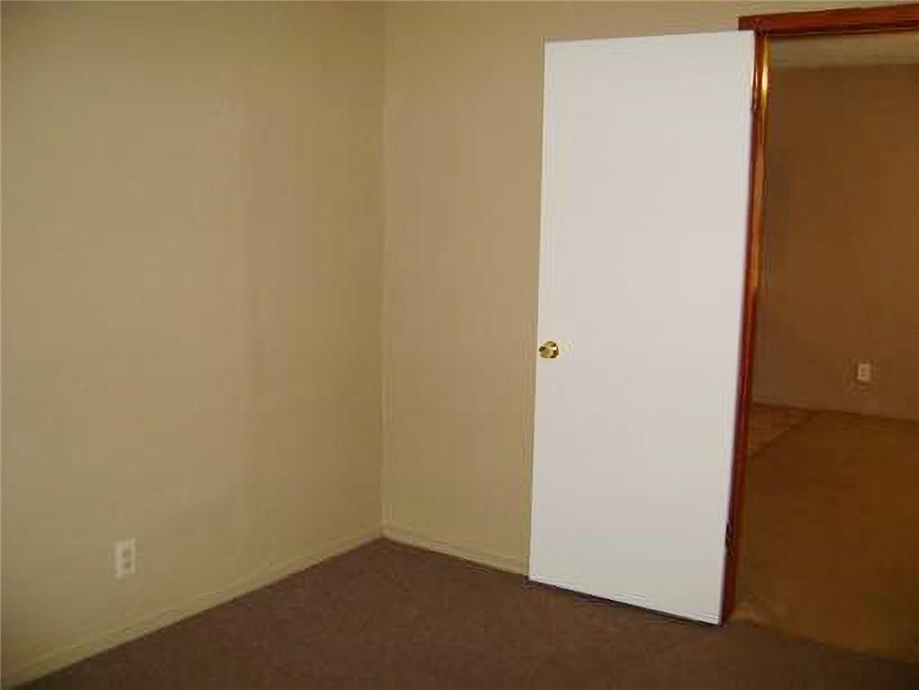302 E Rose Street — photo 12