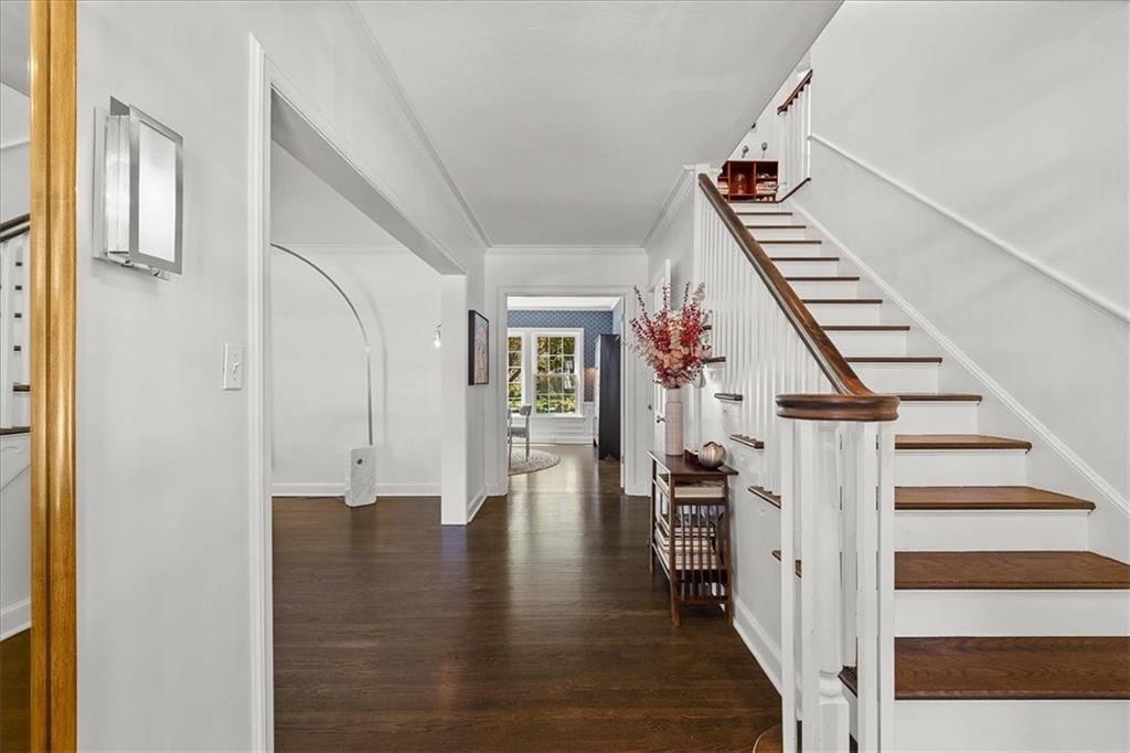 835 W 53rd Terrace — photo 6