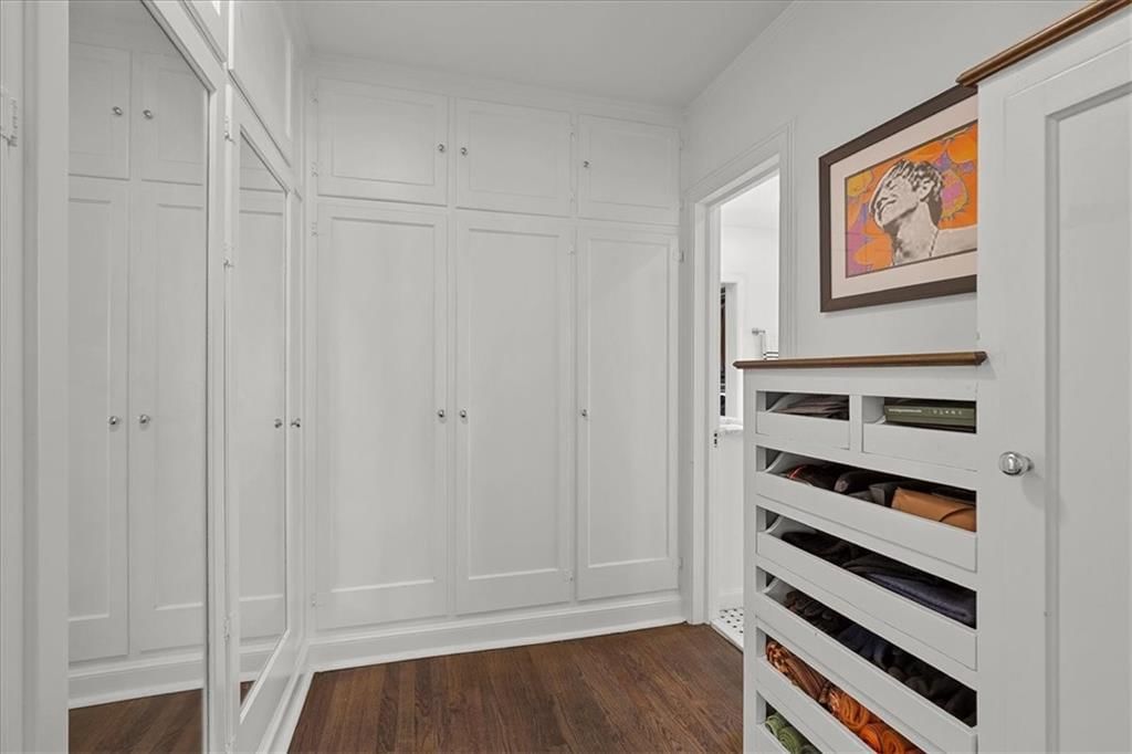 835 W 53rd Terrace — photo 33