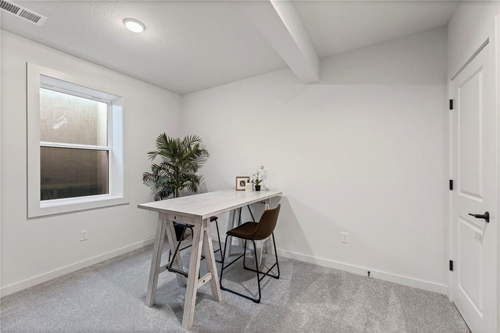 4615 N 144th Terrace — photo 34