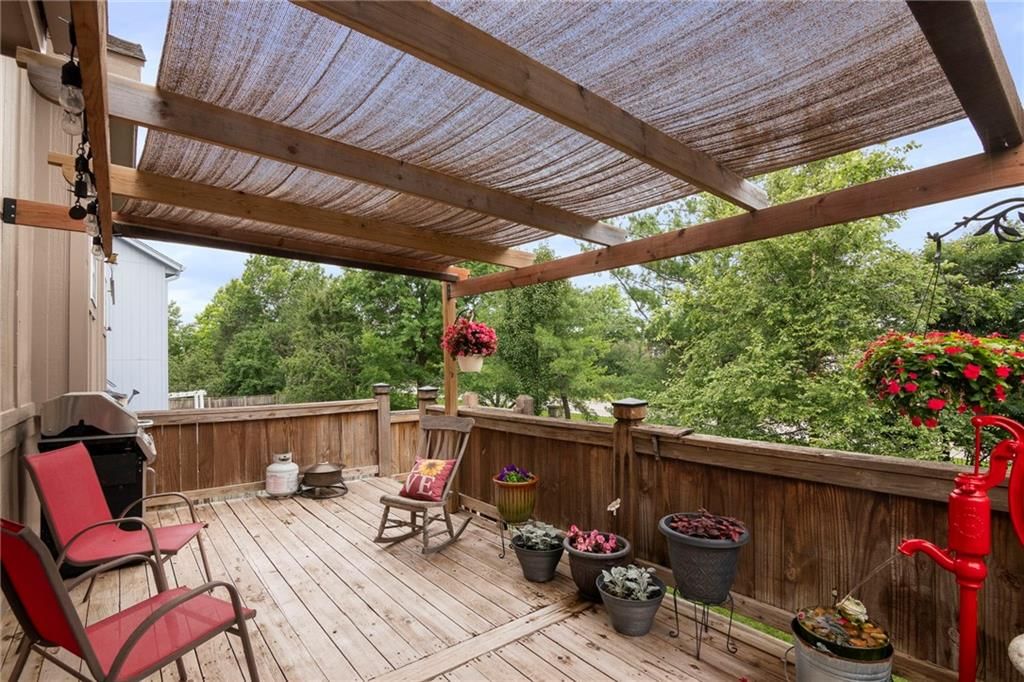 930 W Elizabeth Street — photo 28