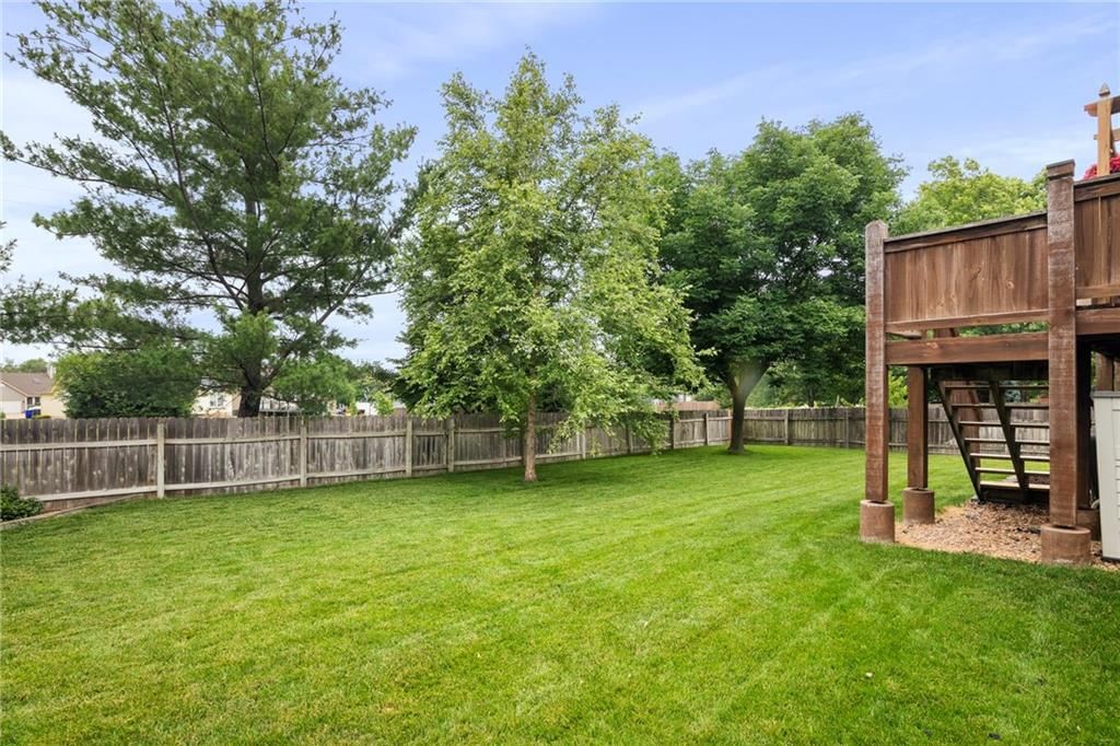 930 W Elizabeth Street — photo 29