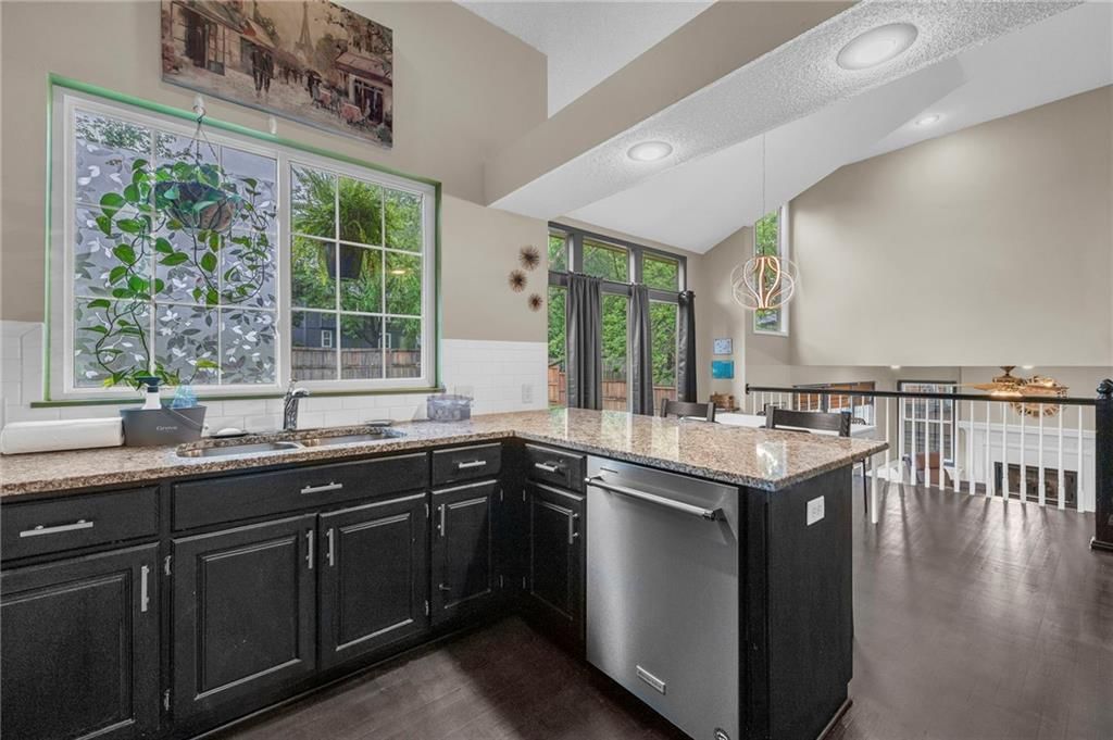 5167 Roundtree Street — photo 19