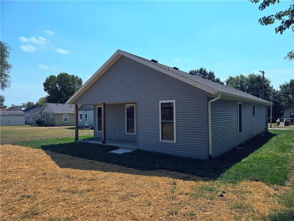 449 E Market Street — photo 27