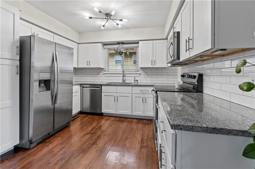 9503 Wyandotte Street — photo 11