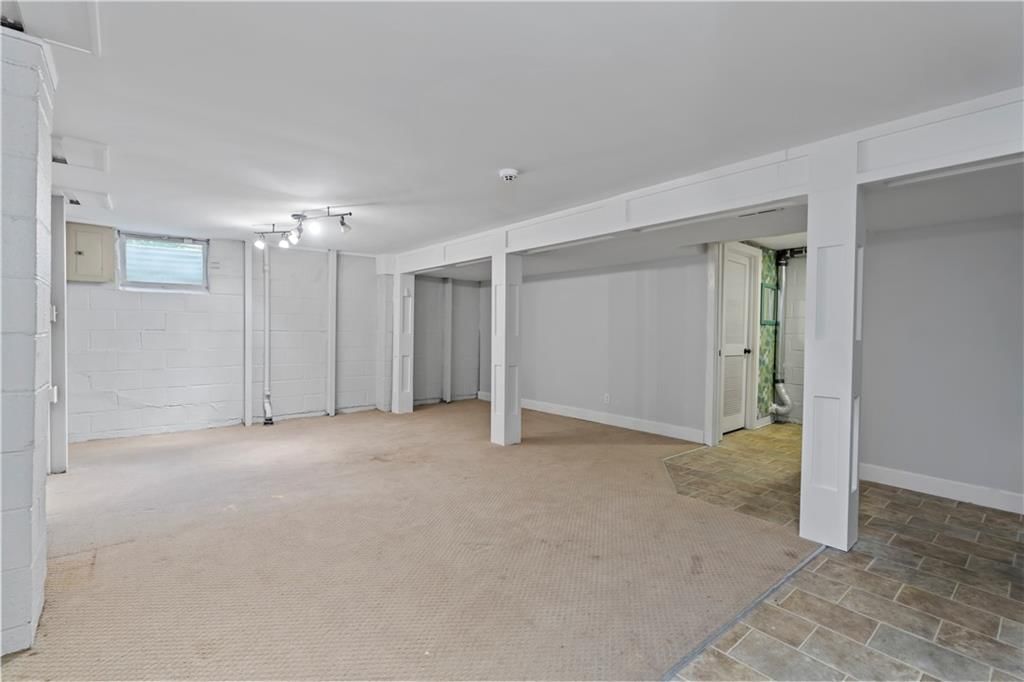 9503 Wyandotte Street — photo 17
