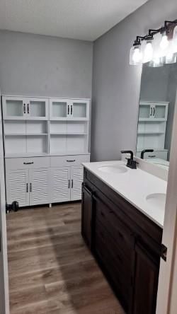 2121 Highridge Drive — photo 12