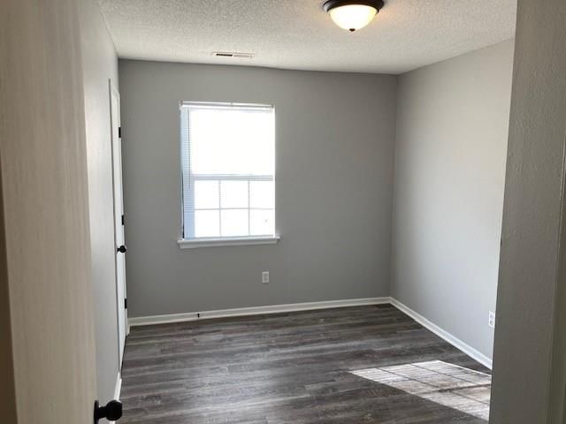 2121 Highridge Drive — photo 17