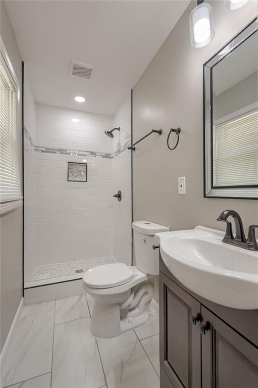 9504 Belmont Avenue — photo 15