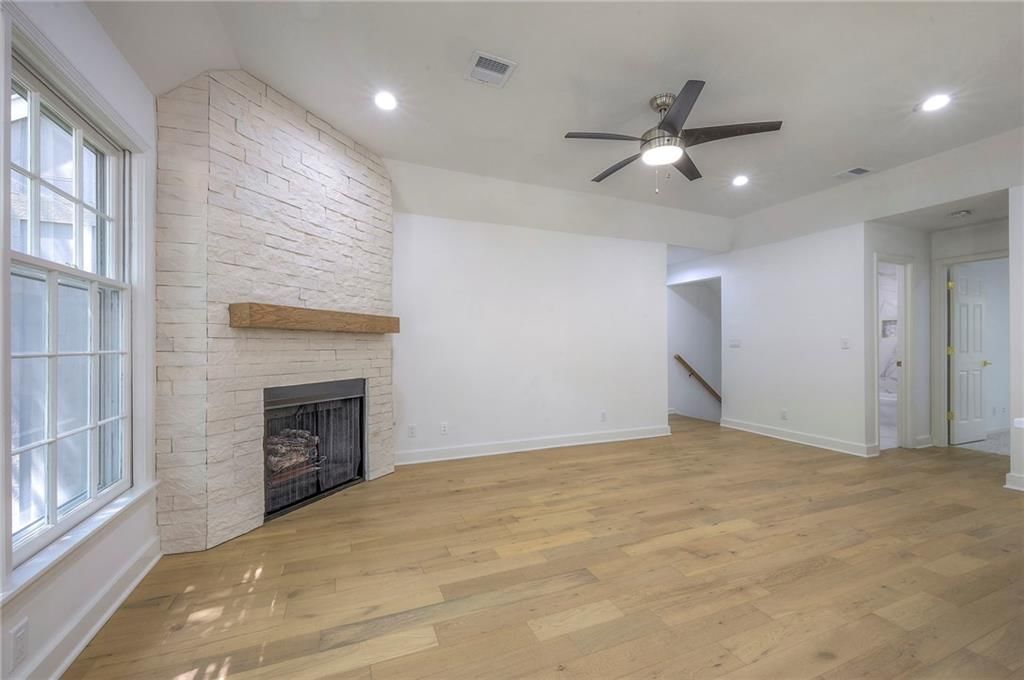12136 Hayes Street — photo 11