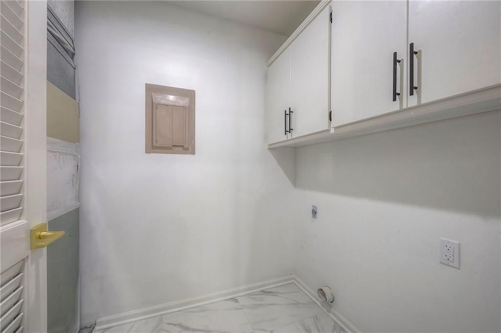 12136 Hayes Street — photo 12