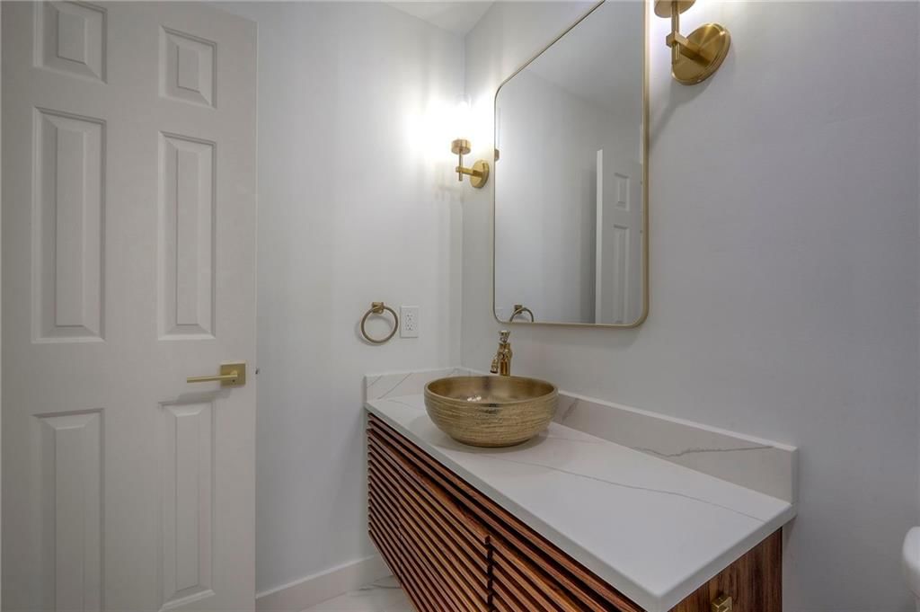 12136 Hayes Street — photo 15