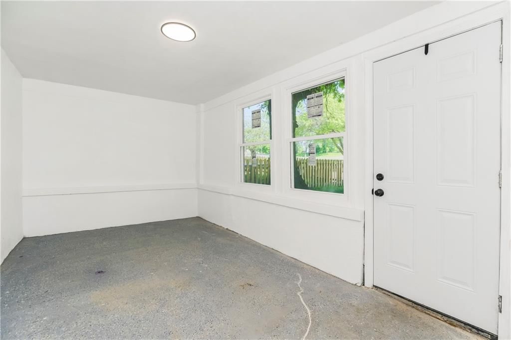 222 W College Street — photo 13