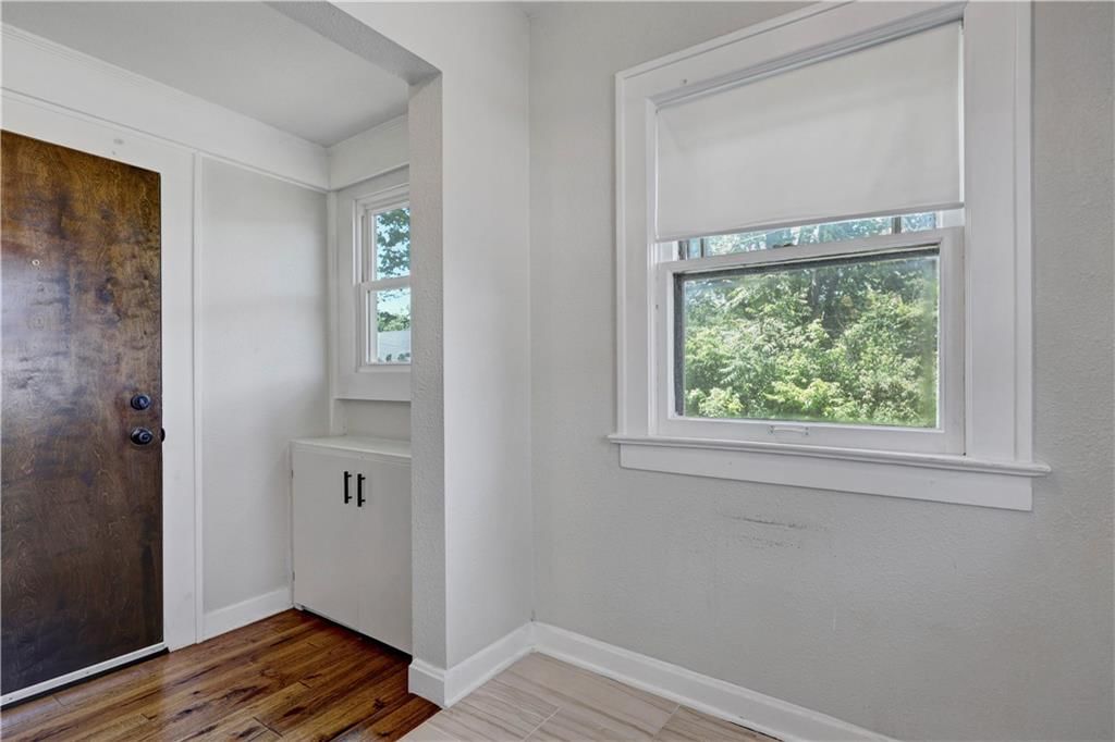 Photo 15 of 32 - 2414 N 12th Street