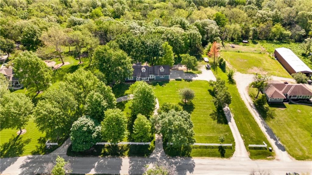 4300 Country Squire Lane — photo 9