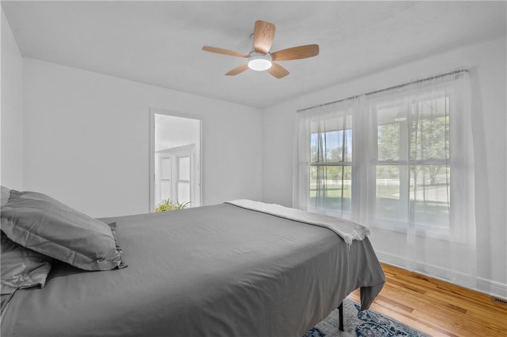 4300 Country Squire Lane — photo 35