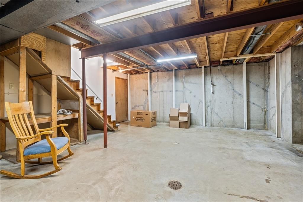 4300 Country Squire Lane — photo 47
