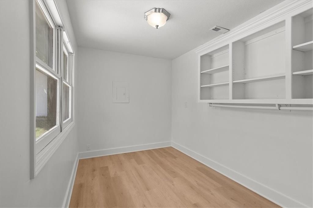615 Cedar Street — photo 9