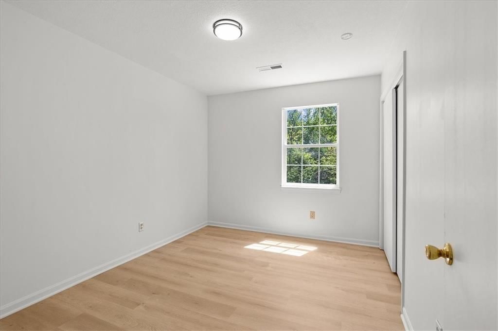 615 Cedar Street — photo 10