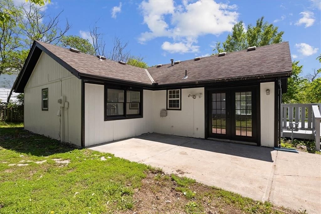 615 Cedar Street — photo 17