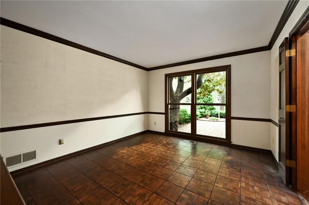 4414 W 112th Terrace — photo 7