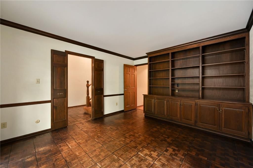 4414 W 112th Terrace — photo 9