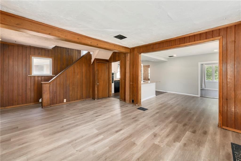 2409 Oakley Avenue — photo 4