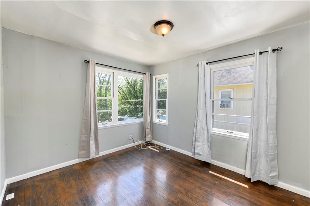 2409 Oakley Avenue — photo 16