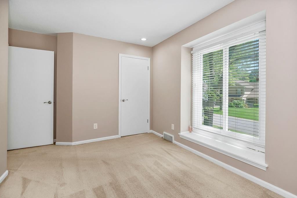 10342 Caenen Street — photo 14