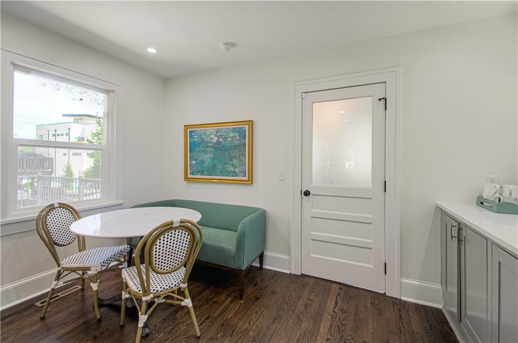 1617 W 50th Street — photo 19