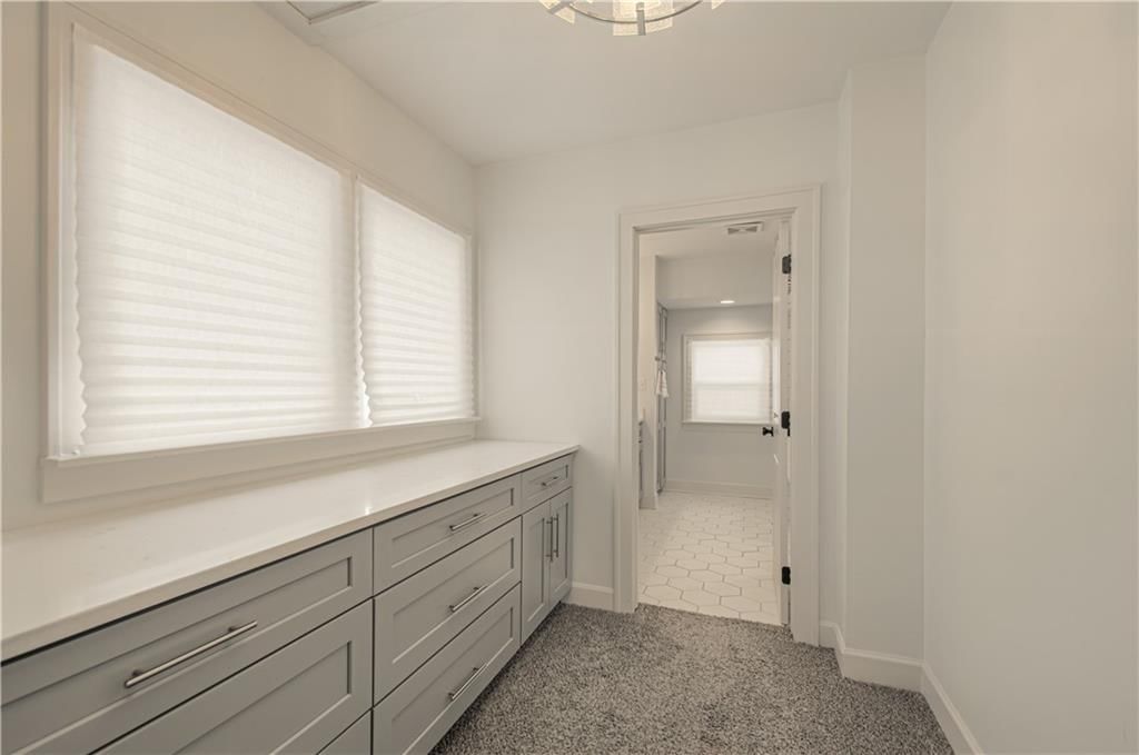 1617 W 50th Street — photo 32