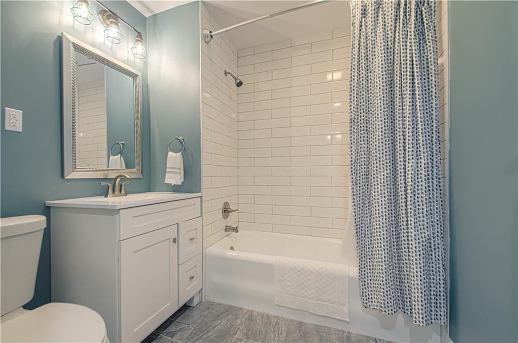 1617 W 50th Street — photo 41