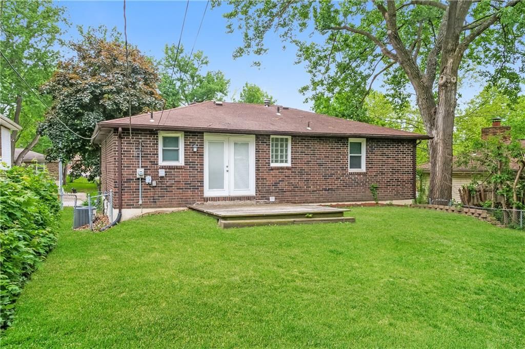 710 NE 114th Street — photo 14