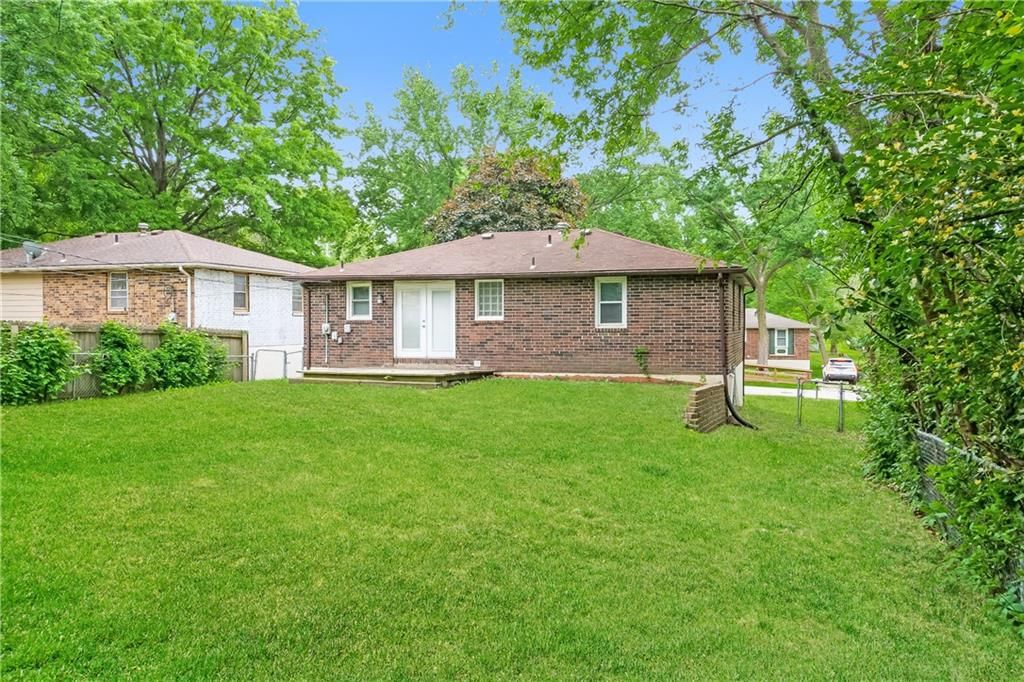 710 NE 114th Street — photo 15