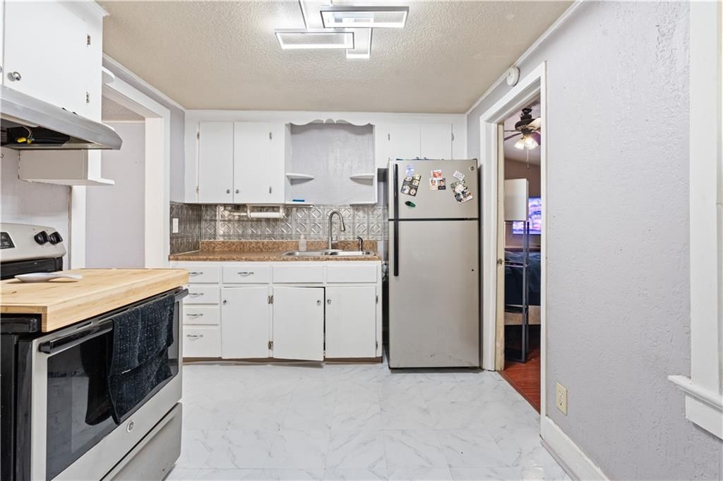 1007 PINKSTON Street — photo 7