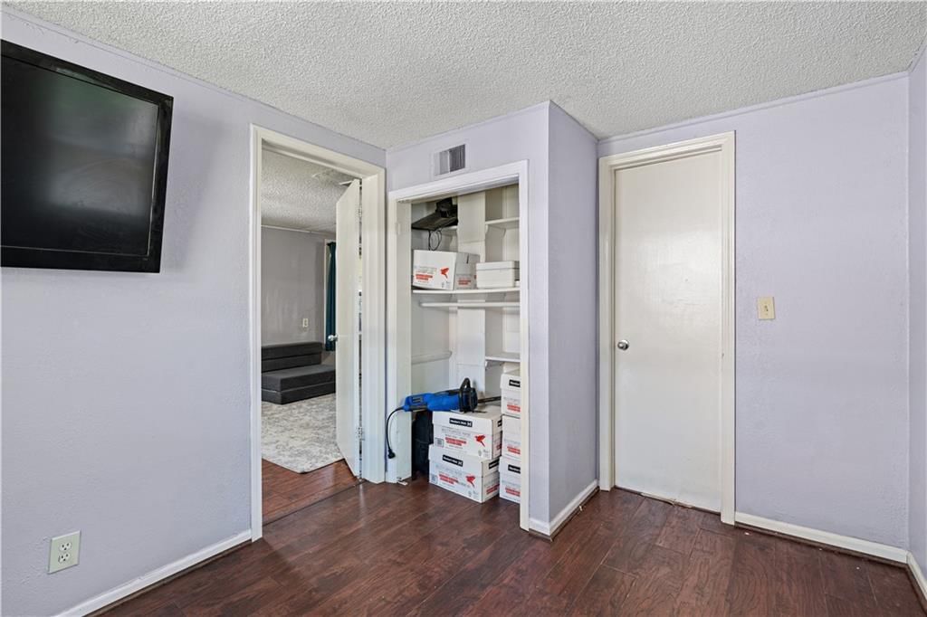 1007 PINKSTON Street — photo 11