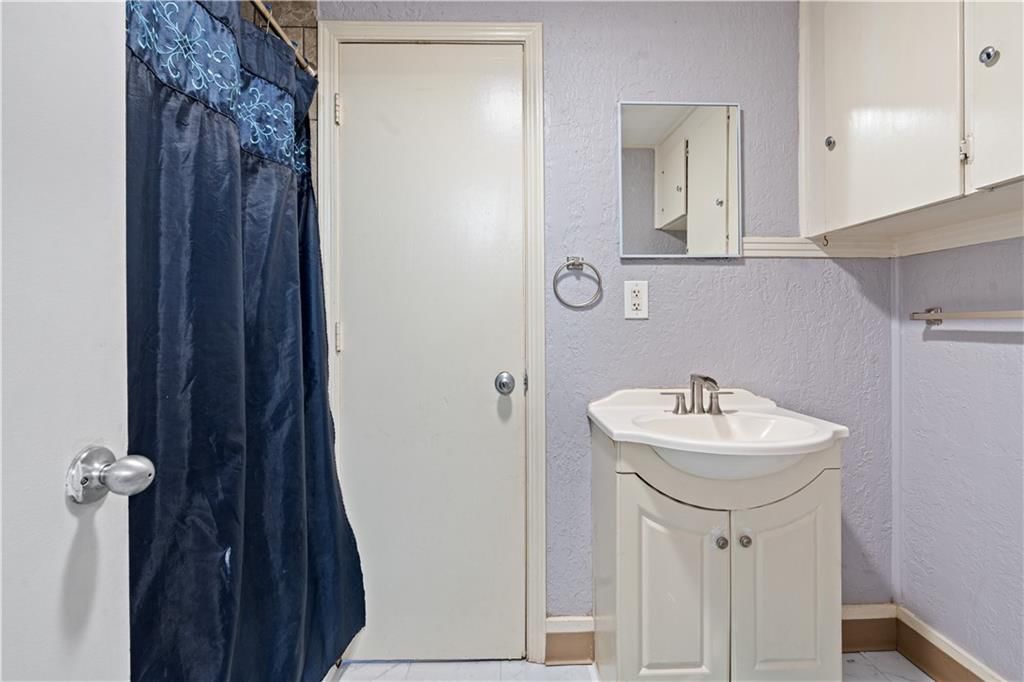 1007 PINKSTON Street — photo 12