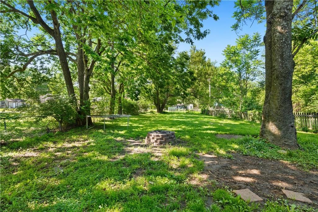 1007 PINKSTON Street — photo 17
