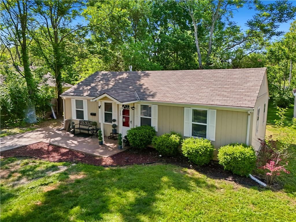 1007 PINKSTON Street — photo 22