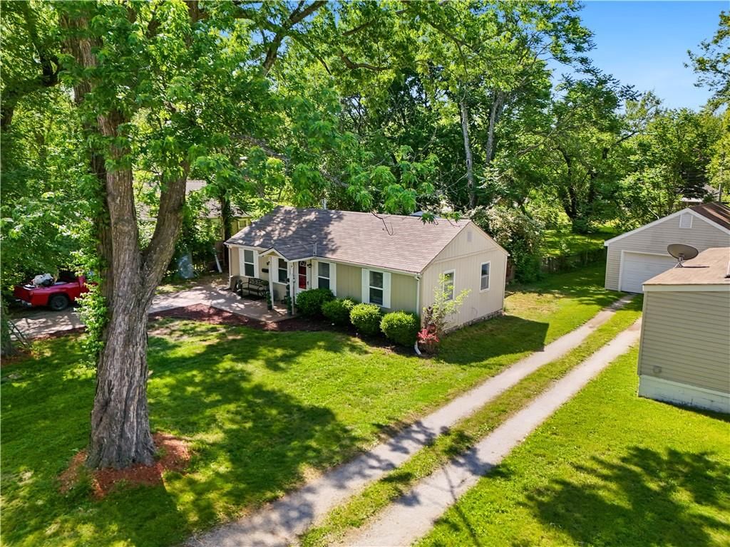 1007 PINKSTON Street — photo 23